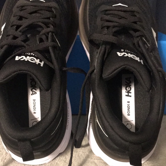 Hokas - Picture 5 of 6